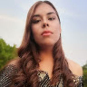 Meet your Posher, Valeria